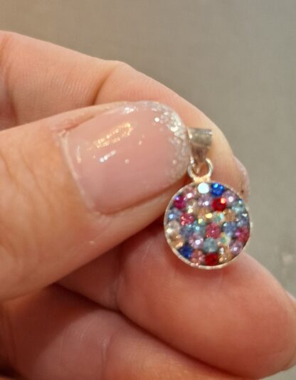 Ezüst kerek medál, színes Swarovski kristálokkal. 3734 - Image 2